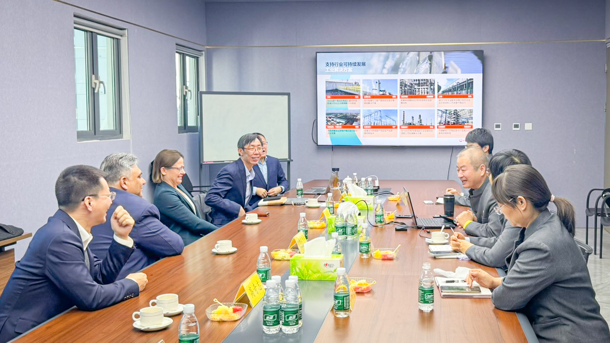 ������ˮ������ȫ����ϯִ�й�CEO����ޥ��Anne Le Guennec��һ��ݰ��jdb������վ��������